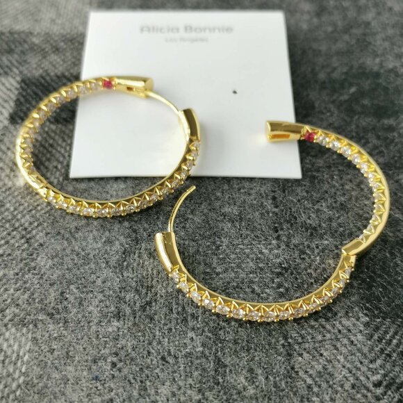 Authentic Alicia Bonnie Twinkle Delight Gold White Crystal Large Hoop Earrings - Picture 3 of 3